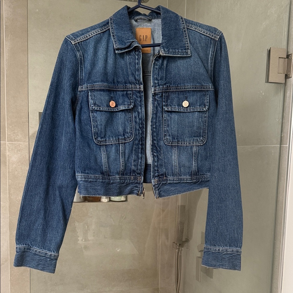 GAP Women's Classic Blue Jean Jacket